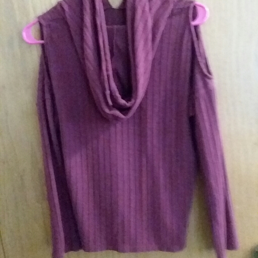 Sweater - Picture 2 of 2